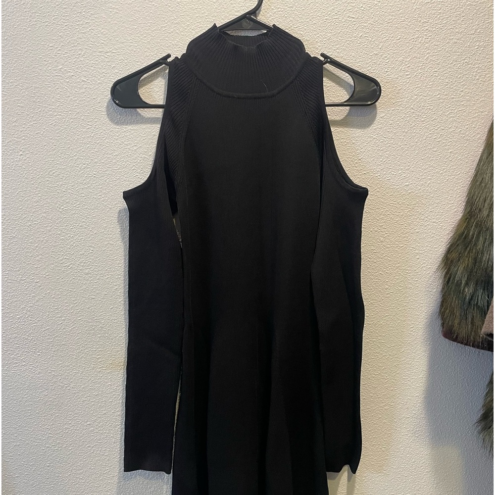 Size medium Zara cut off shoulder ribbed skater dress